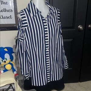 Neiman Marcus Navy and White Blouse